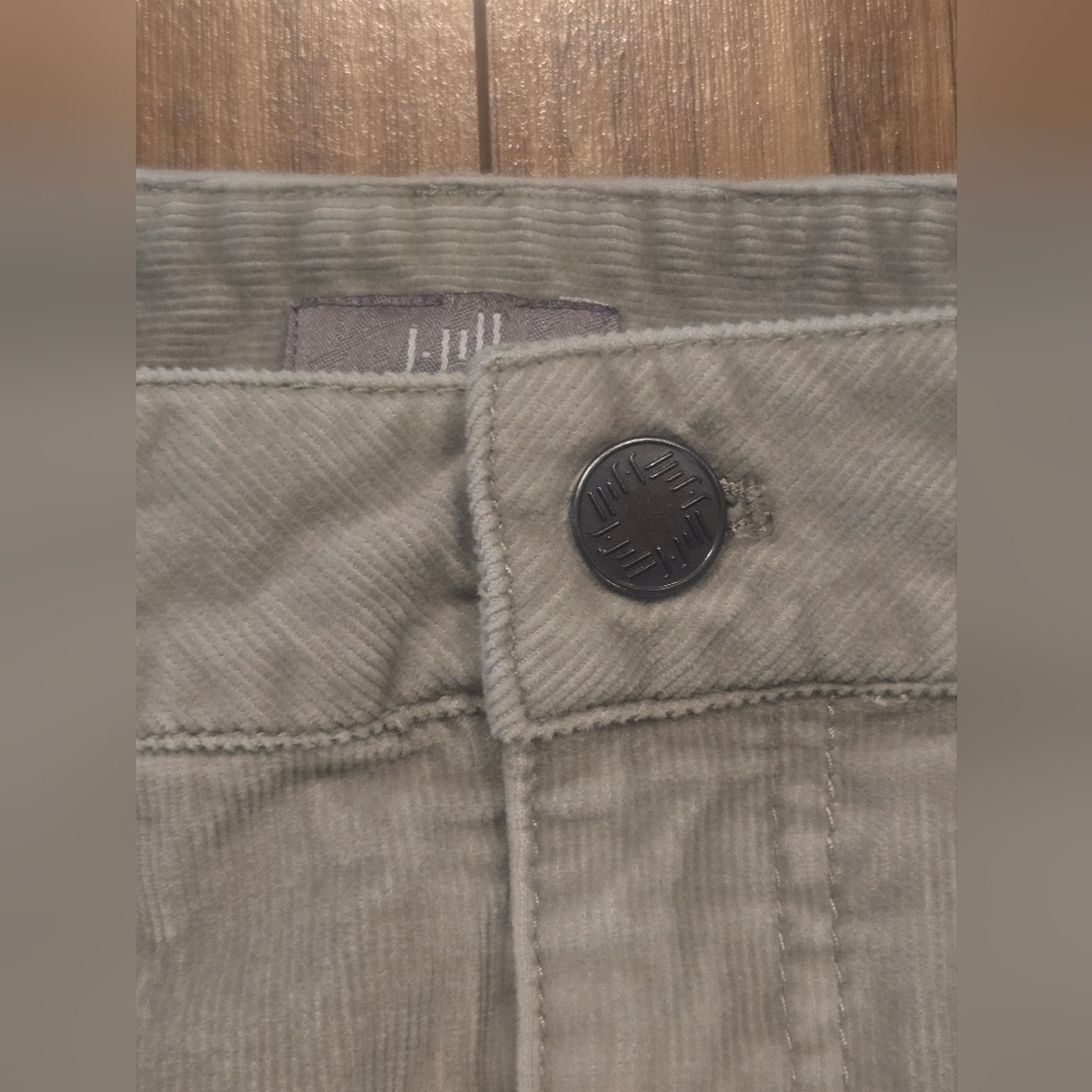 Women's Light Tan Straight Skirt - Classic Everyday Style - Picture 4 of 8